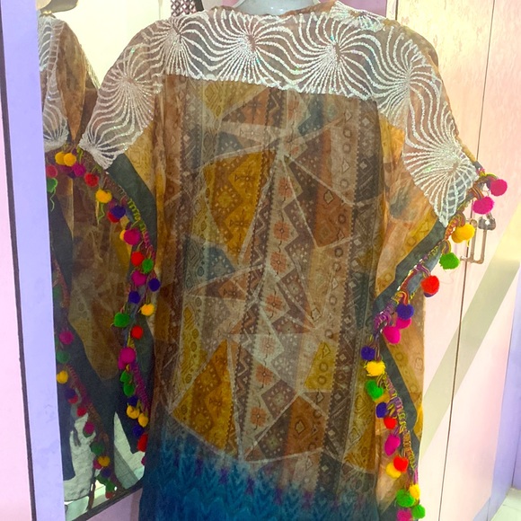 ❌❌SOLD❌❌Trending kaftan tunic with pompom - Picture 11 of 11